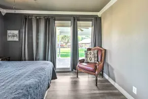 Lakefront Family Home, Recently Renovated! - Zimmer