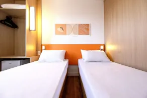 HUS Hotel MARINGA - Habitación