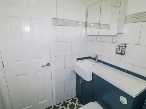 The Nest Lodge 55 - Bathroom