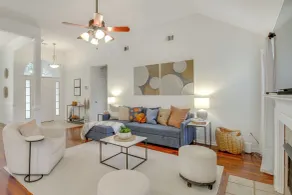 Pet friendly Savannah Home w Cozy Fireplace - Interiør