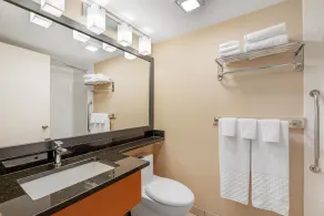Best Western PLUS Mission City Lodge - Banheiro