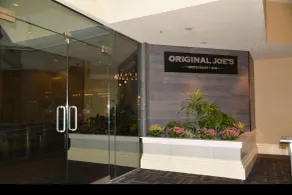 Rosedale Condominiums - Restaurant