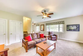 Golf Course On-site: Spacious Hollidaysburg Home! - Interior
