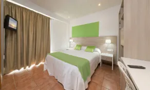 Hostal Adelino - Habitación