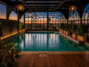 The Belmonte House by Noventa - Rooftop Pool Hotel in Udaipur - Piscina