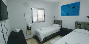 Jaffa's Penthouse Hostel - Camera