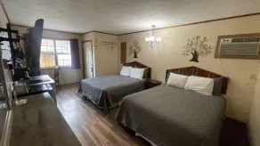 Cedar Wood Inn - Chambre