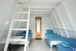 Costas De Liwa Bar & Beach Resort - Chambre