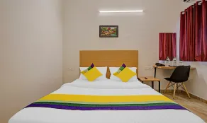 Itsy Hotels Flowers Park - Room