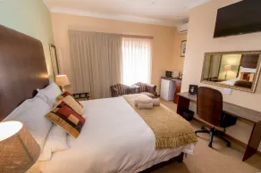 Sunset Manor Guest House - Room