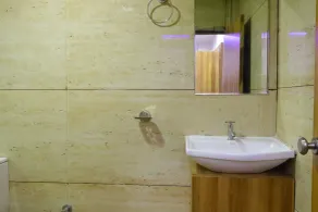 Hotel Neelkanth - Bathroom