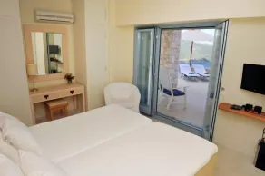 Urania Luxury Villas - Camera