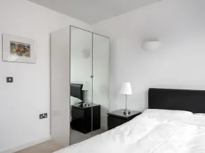 2 bedroom penthouse apartment with roof terrace - Room