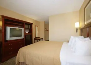 Quality Inn & Suites Bensalem - Rum