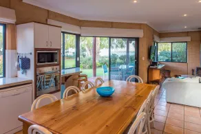 Whalers Cove Villas - Chambre