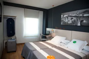 Hotel Bed4U Tudela - Chambre