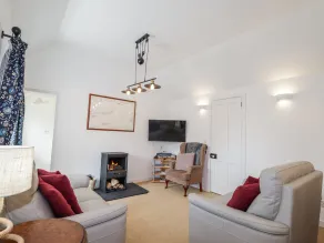 Roddy's Cottage - Living area