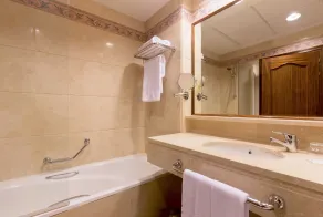 Dorma Reina Isabel - Salle de bain