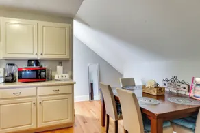 4 Mi to Dtwn: Simplistic Summerville Studio - Interiør