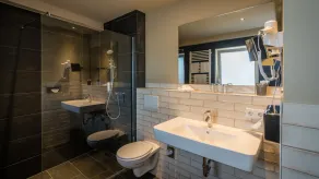 Hotel Goldene Traube - by Neugart - Bathroom
