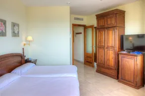 Sunway Playa Golf & Spa Sitges - Chambre