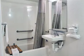Motel 6-San Luis Obispo, CA - South - Salle de bain