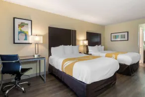 Quality Inn & Suites Camarillo-Oxnard - Chambre