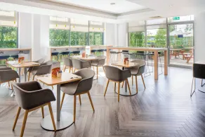Holiday Inn Express Doncaster by IHG - Restaurang