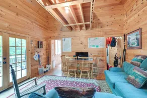 Near Snowmobiling: Secluded Harmony Cabin w/ Deck! - Interiör