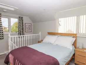 Wisteria Cottage - Room