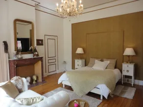 Manoir le Louis XXI - Værelse