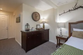 The Vendange Carmel Inn & Suites - Chambre