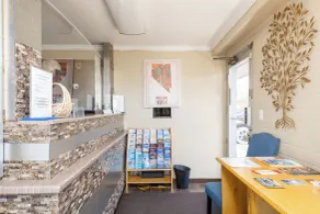 Economy Inn - Lobby