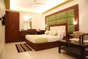 Hotel Varanasi Inn - Room