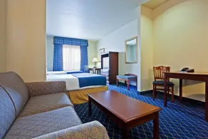 Holiday Inn Express Hotel & Suites Paragould by IHG - Room