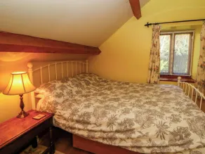Maggie's Barn - Rom