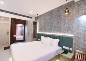 Hotel Regency Grande - Chambre