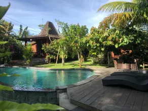 Mirah Guest House - Pool