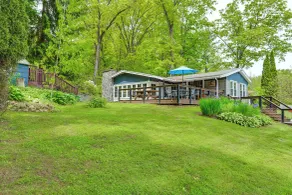 Walk to Lake! Home w/ Private Dock in Alpine - Interiör