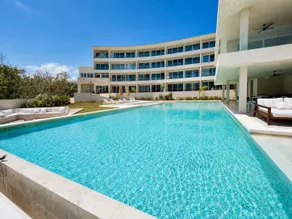 Marina view 3BR, pool, 7-min walk to beach - Piscina