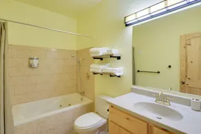 360 Mtn Views Close to Mt Princeton Hot Springs - Innvendig