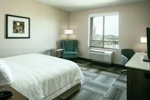 Hampton Inn & Suites Arroyo Grande/Pismo Beach Area, CA - Chambre
