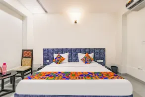 HOTEL SILVER STONE INN - Room