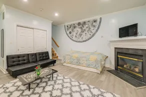 Day Trip to DC - Sterling Studio w/ Pool Access - Intérieur