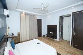 Wedlock Hotels - Rum