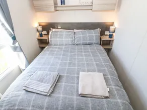 17 Summer Meadows - Room