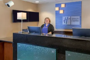 Holiday Inn Express Hotel & Suites Canton by IHG - Réception