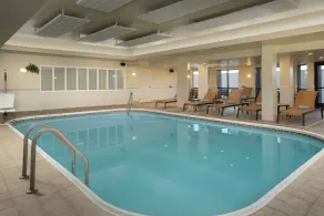 Courtyard by Marriott Dayton Beavercreek - Piscine
