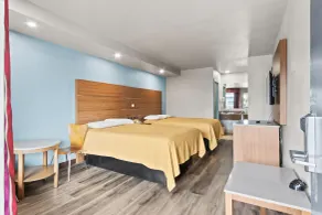 Regency Inn Near Boardwalk & Hurlburt Field - Chambre