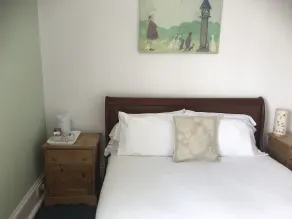 The Jolly Sailor - Room